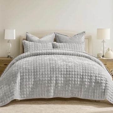 RECYCO Luxury Velvet Quilt King Size, Ultra Soft Velvet Bedding Sets, Lightweight Quilted Velvet Com...