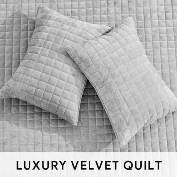 RECYCO Luxury Velvet Quilt Set for Ultimate Comfort