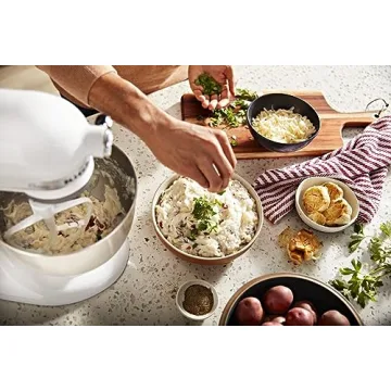 KitchenAid Classic Series 4.5 Quart Tilt-Head Stand Mixer K45SS, White