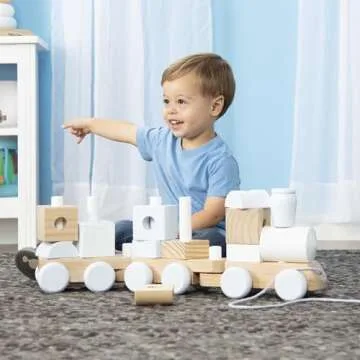 Melissa & Doug Jumbo Stacking Train - Natural, 2+ years, 17pieces