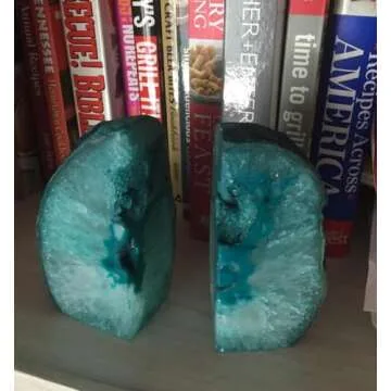 AMOYSTONE Teal Agate Geode Bookends, Unique Natural Crystal Book Holder 2-3 LBS with Rubber Bumpers, Sujetalibros for Small Books and Kitchen Cookbooks, Stylish and Functional