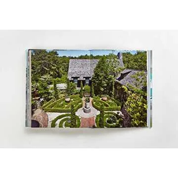 Out East: Houses and Gardens of the Hamptons