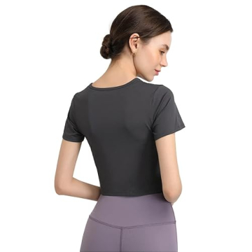 Stylish Women Gym Crop Top Sports Tee for Active Lifestyle