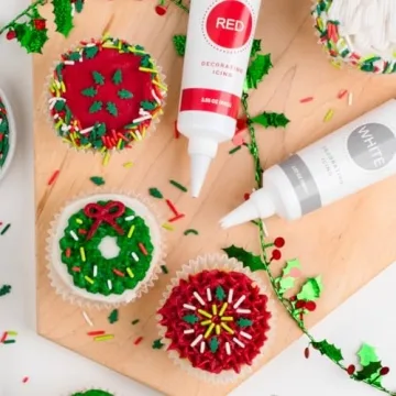 Christmas Frosting Kit with Sprinkles & Nozzles