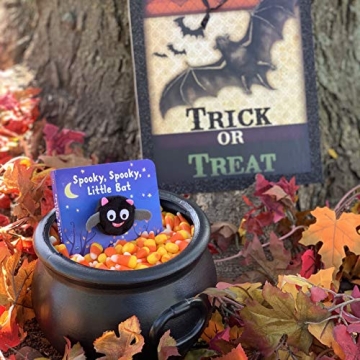 Spooky Finger Puppet Book for Little Ones Aged 0-4