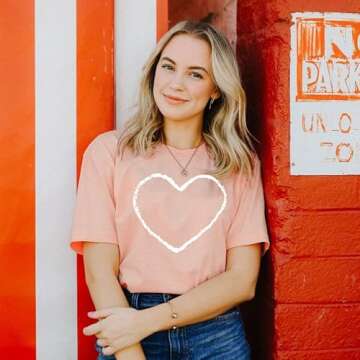 Love Heart Graphic Shirt for Valentine's Day Gift Women's Tee