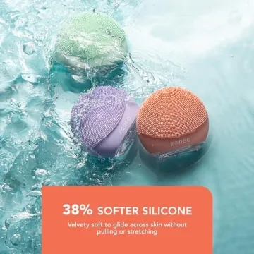 FOREO LUNA 4 go Face Cleansing and Massager Brush