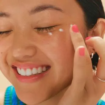 The Face Shop Rice Water Bright Vegan Eye Cream - Eye Cream for Dark Circles - Dark Circles Under Eye Treatment - Under Eye Brightener - Hydrating - Niacinamide - Hyaluronic Acid - Korean Skin Care