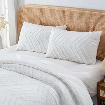 Litanika White King Comforter Set, 3 Pieces Lightweight Tufted Bedding Sets, Down Alternative Comforter Fluffy Bed Set Gift Choice