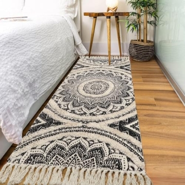 LEEVAN Mandala Runner Rug - Chic, Washable & Versatile