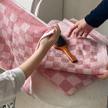 Checkered Hand Towels Set for Bathroom Style and Comfort