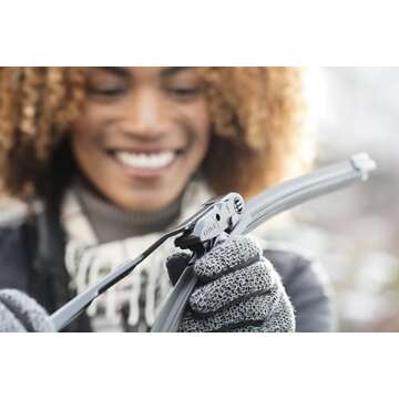 Rain-X 830122 Silicone Endura Wiper Blades, 22 Inch Windshield Wipers (Pack of 1), Automotive Replacement Windshield Wiper Blades With Two Times Longer-Lasting Resilient Silicone Rubber Squeegee