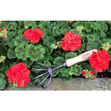 DeWit 5-Tine Cultivator with Short Handle, Lightweight & Durable Garden Tool with Comfortable Grip