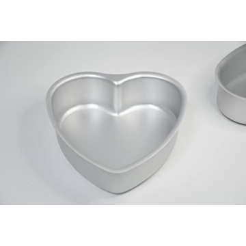 Kefyixc Set of 3 Heart-Shaped Cake Pans - 6 Inch Aluminum Mold