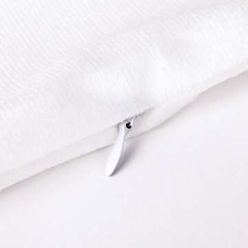 TORASS Throw Pillow Cover - Vintage Floral Design for Home Decor