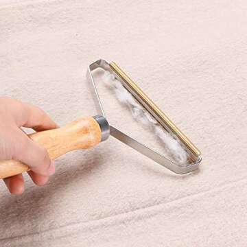 KDDOM Portable Lint Remover, Wooden Shaver for Removing Lint Pet Hair Dust in Clothes and Furniture