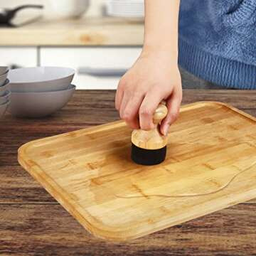 DEBETOOL 2Pack Cutting Board Oil Wax Applicator for Food Grade Mineral Oil Board - Natural Bamboo Applicator for Cutting Boards，Wooden Spatula，Spoon and Other Utensils