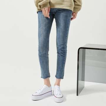 SERNIAL Women's White Platform Sneakers Low Top Platform Shoes Lace Up Canvas Shoes for Women(White/Red/White,US9)