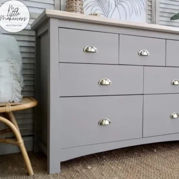 Dixie Belle French Linen Chalk Paint - Chic DIY Furniture Paint