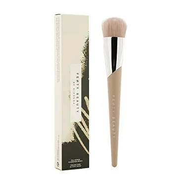 Fenty Beauty Full-Bodied Foundation Brush 110 for Seamless Makeup