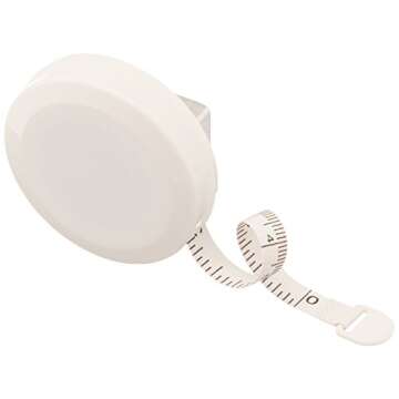 Amazon Basics 90 Millimeter Bocce Ball Outdoor Yard Games Set with Soft Carrying Case-2 to 8 players,Red and Green