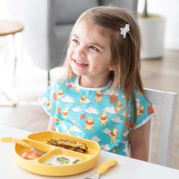 Bumkins Disney Short Sleeve Bib for Girl or Boy, Toddler and Kids for 1-3 Years, Large Size, Essential Must Have for Junior Children, Eating, Mess Saving Soft Fabric Apron for Play, Winnie the Pooh