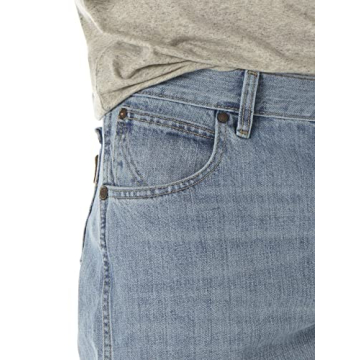 Wrangler Men's Retro Relaxed Fit Boot Cut Jean 32W x 34L