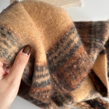 OUINIYA Large Chunky Plaid Scarf - Oversized Wool Warmth