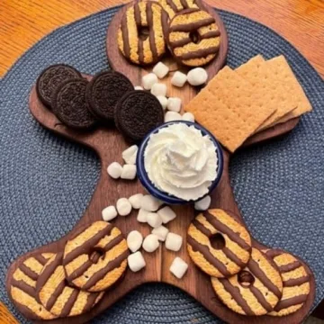 Gingerbread Shaped Wooden Cutting Board for Christmas Charcuterie