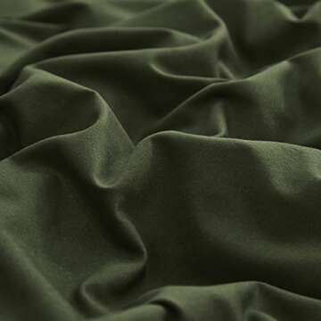 KAREVER Army Green Comforter Queen Dark Green Bedding Set Olive Green Comforter Set Queen Men Breathable 3 PCs Comforter Set 1 Queen Comforter (90x90 inches) with 2 Pillowcases (20x26 inches)