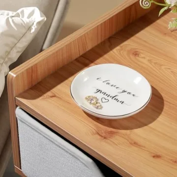 Elegant Gifts for Grandma - Heartfelt Ring Dish for Special Occasions
