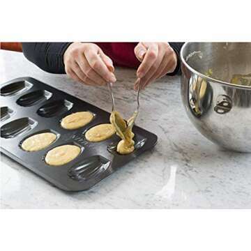 Bellemain 12-Well Madeleine Pan Set for Perfect Cookies
