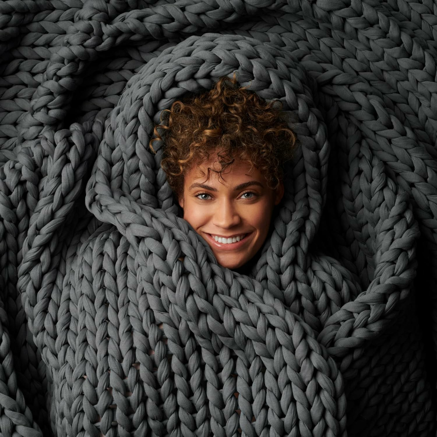 Bearaby Hand-Knit Weighted Blanket for Adults - 10 lbs