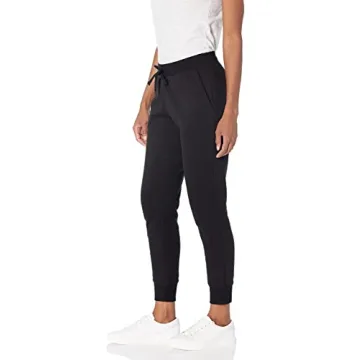 Amazon Essentials Women's Fleece Jogger for Comfort and Style