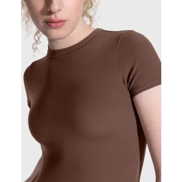 Stylish PUMIEY Crop Tops for Women - Comfort & Versatility