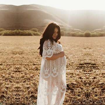 Elegant Lace Maternity Gown for Beautiful Photography Moments