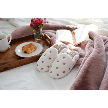 Dearfoams Women's Furry Valentine's Day Slipper, Pink Hearts, Large