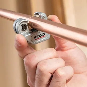 RIDGID 32975 Model 103 Tubing Cutter for Tight Spaces