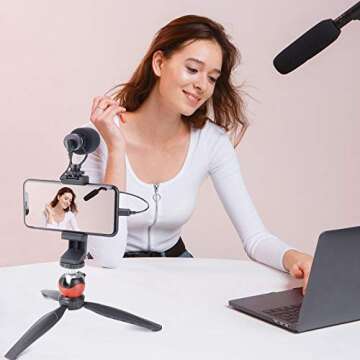 EACHSHOT Smartphone Vlogging Kit with Microphone and Tripod