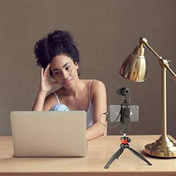 EACHSHOT Smartphone Vlogging Kit with Microphone and Tripod