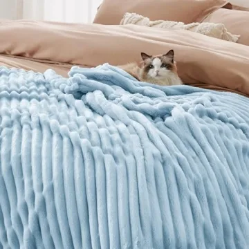 Bedsure Blue Fleece Blanket for Cozy Comfort