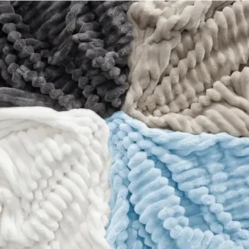 Bedsure Blue Fleece Blanket for Cozy Comfort