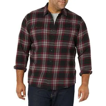 Comfortable Men's Flannel Shirt in Stylish Plaid Design