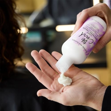 Bumble and bumble Curl Cream For Defined Moisturized Curls