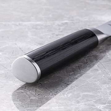 Shun Classic 8.25" Offset Bread Knife, Handcrafted Japanese Serrated Knife, VG-MAX Core with Damascus Stainless Steel Cladding, Pakkawood Handle, Slicing Knife for Professional and Home Chefs