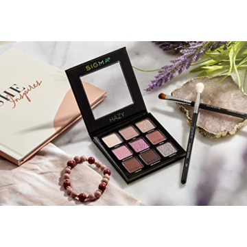 Sigma E35 Tapered Blending Brush for Precision Eyeshadow