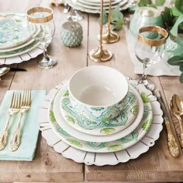 MAONAME 13" White Charger Plates, Antique Plate Chargers with Wipe Gold Waved Scalloped Rim, Plastic Chargers for Table Setting, Wedding decor, Set of 6