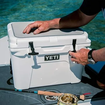 YETI Tundra 35 Cooler Superior Ice Retention Outdoor