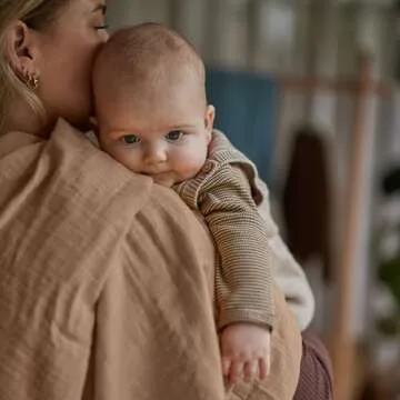 Huxie Swaddle Blanket - Organic Cotton - Swaddles for Newborns - Newborn Swaddle - Muslin Swaddle Blankets - 100% Cotton Blanket, 47" x 47" Swaddle (Natural)