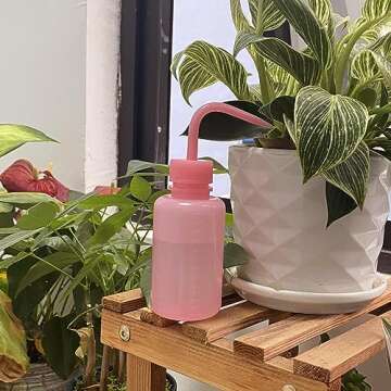 Valchoose 150ML Pink Wash bottles squeeze 5.1oz Mini Professional, Water Bottle for Lash Extensions, Easy to Carry Lash water bottle squeezer (1Pack)